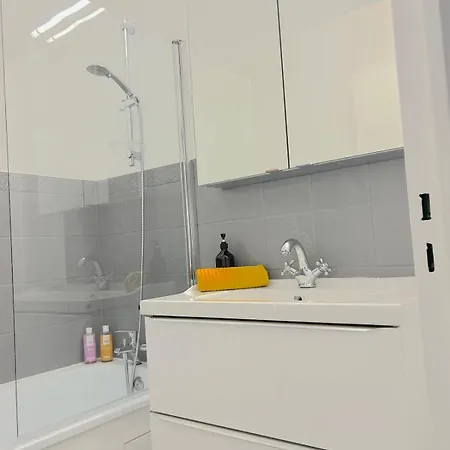 Jusqu'a 4 Voyageurs Villeneuve-d'Ascq