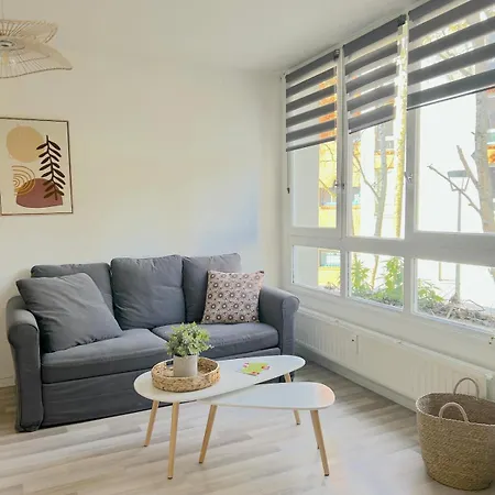 Jusqu'a 4 Voyageurs Apartment *